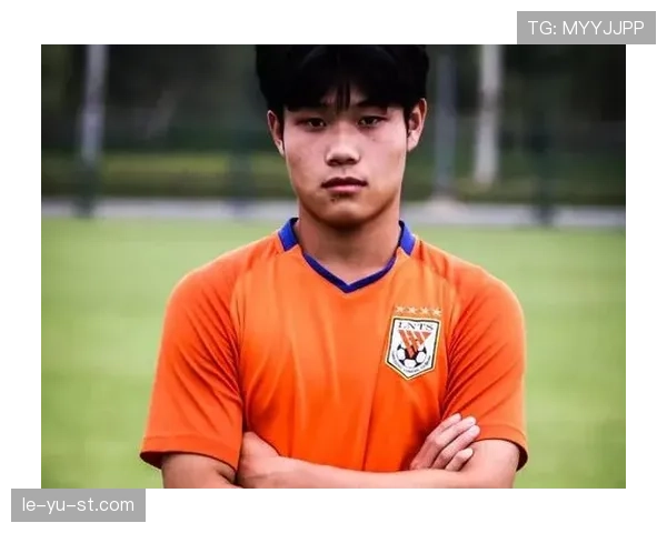 中超新星闪耀赛场，年轻球员集体爆发引领中国足球新希望