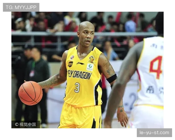 梅赫伦定位球建功，助球队强势逆转局势